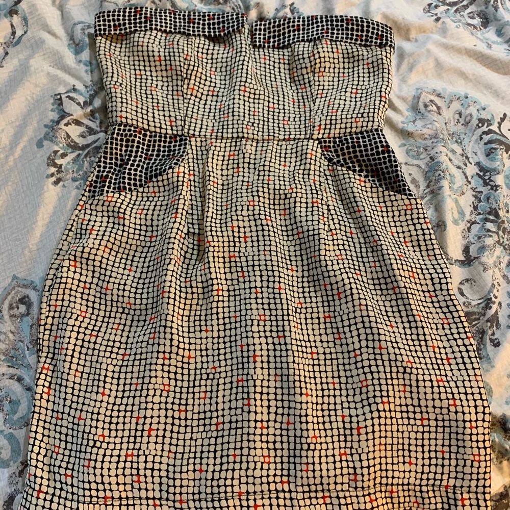 AKIRA strapless mini dress with pockets!